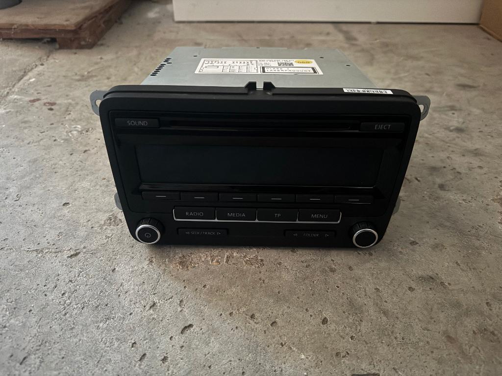Originele radio Volkswagen Golf 6, Ophalen of Verzenden, Zo goed als nieuw