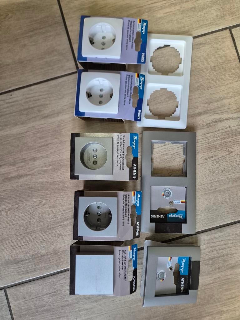 Kopp stopcontacten en schakelaars, Doe-het-zelf en Verbouw, Elektra en Kabels, Ophalen of Verzenden