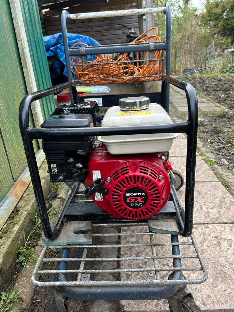 Aggregat honda, Ophalen, Zo goed als nieuw