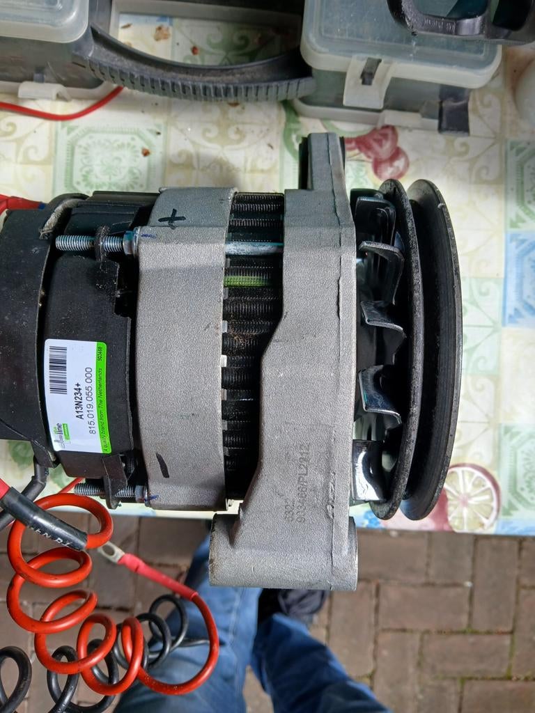 Dynamo komt van Volvo penta md7b., Ophalen of Verzenden, Zo goed als nieuw, Motor en Techniek