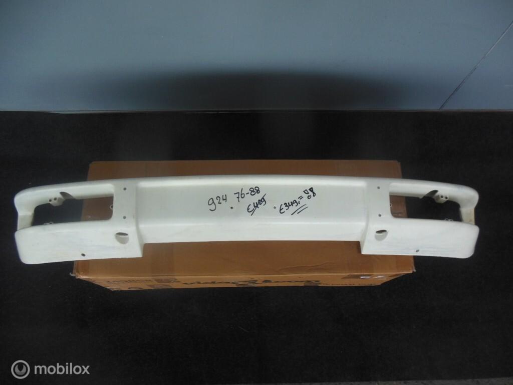 Voorbumper nieuw Porsche 924 ('76-'88), Auto-onderdelen, Ophalen, Voor, Porsche, Nieuw