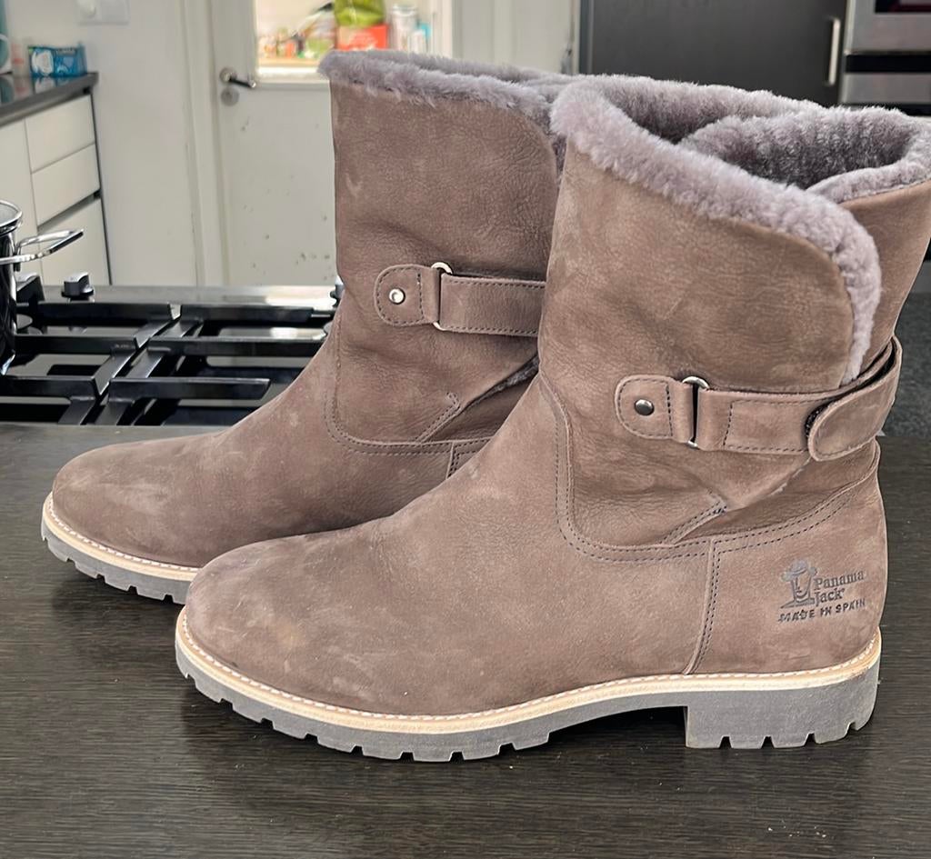 Winterlaars, bruin, Panama Jack, Kleding | Dames, Schoenen, Bruin, Lage of Enkellaarzen, Ophalen of Verzenden, Zo goed als nieuw