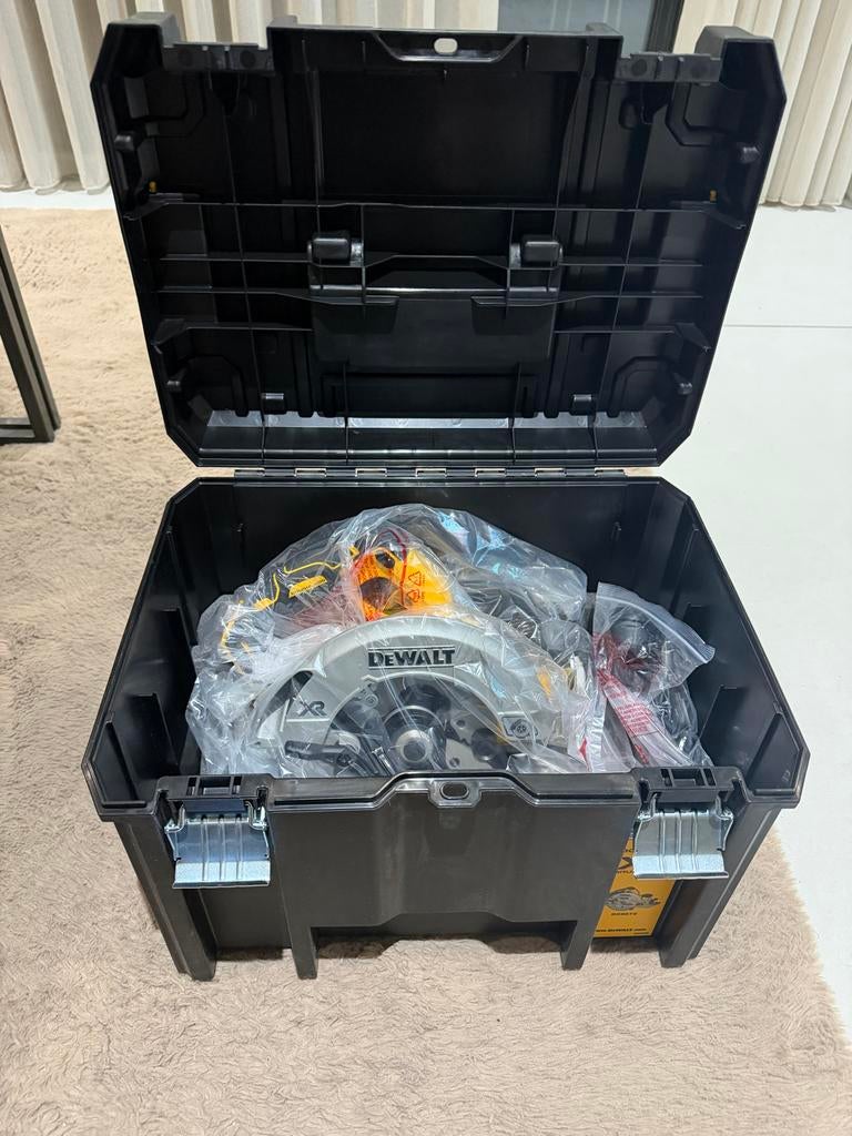 DeWalt DCS572 Cirkelzaag, Ophalen of Verzenden, Zo goed als nieuw, Cirkelzaag