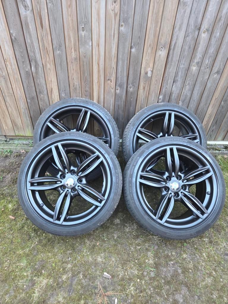 bmw f10 f11 velgen nieuwe banden michelin 245 40 19, Auto-onderdelen, Banden en Velgen, Nieuw, Band(en), 315 mm, Zomerbanden