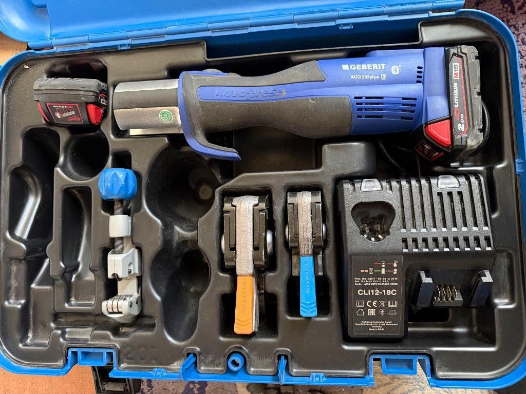 Geberit aco 203 plus BT perstang met persbekken, Doe-het-zelf en Verbouw, Gereedschap | Handgereedschap, Ophalen of Verzenden