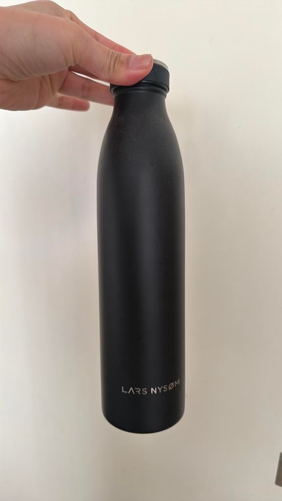 Waterfles bidon zwart nieuw kostte €35 lars, Ophalen of Verzenden, Nieuw