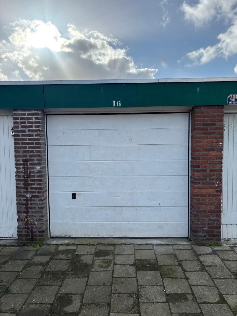 Garagebox te huur in Breda, Auto diversen
