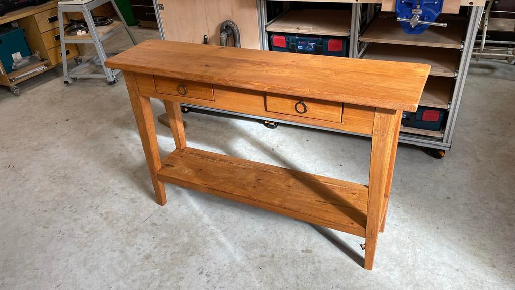 Houten sidetable met twee lades en een plank, Huis en Inrichting, Tafels | Sidetables, Ophalen, Gebruikt, 100 tot 150 cm, Teakhout