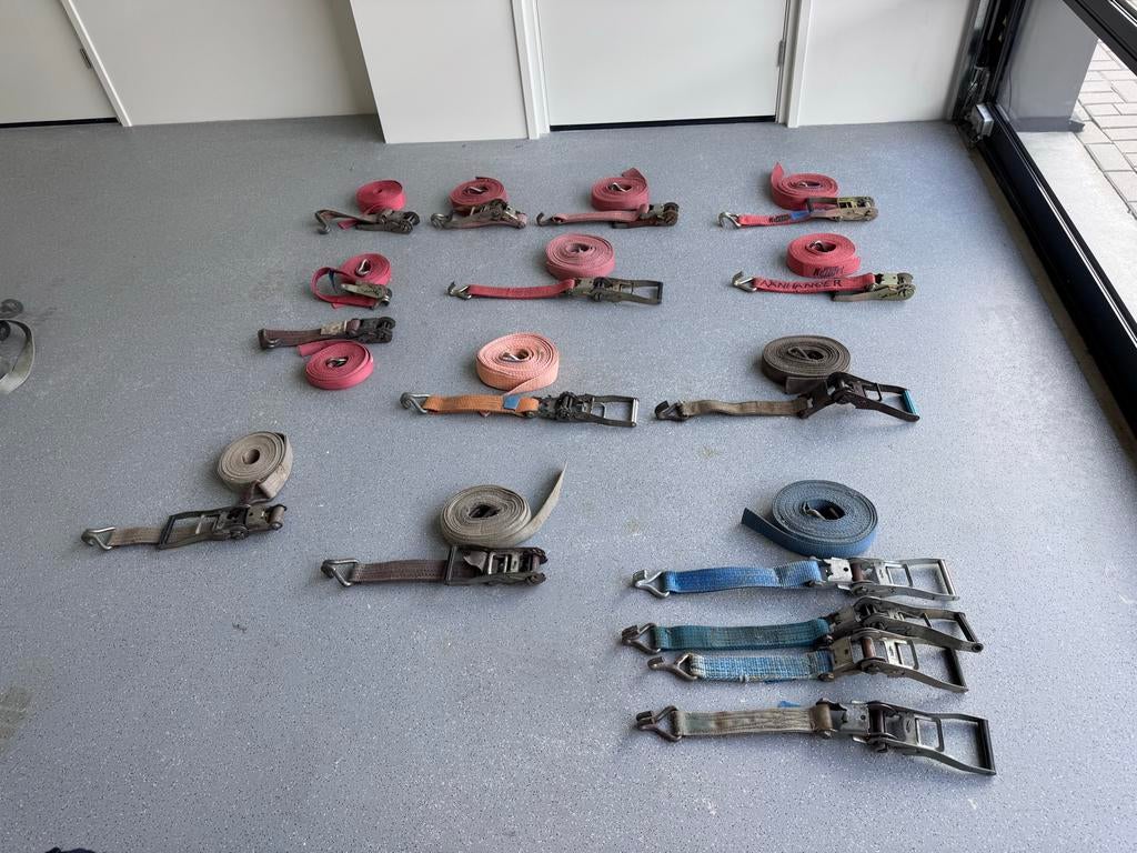 Partij spanbanden - diverse uitvoeringen en lengtes, Ophalen of Verzenden, Gebruikt, Universele onderdelen