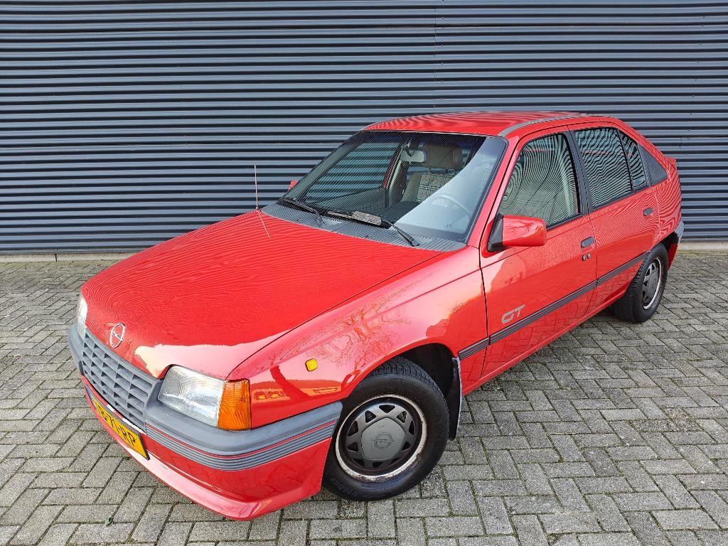 Opel Kadett 1.6i GT | Nieuwe APK | 1988 | Nette auto, Stof, 74 pk, 4 cilinders, Kadett