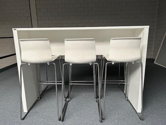 Bartafels + hoge stoelen, Ophalen, Gebruikt, Meubilair