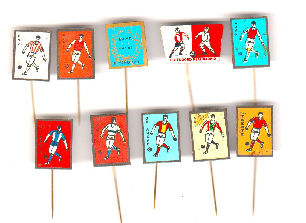 Serie vintage voetbal spelden, Verzenden, Zo goed als nieuw, Sport