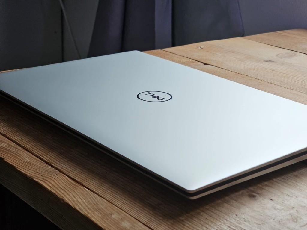 Dell XPS 17 ~ Intel i7 & NVIDIA 1650 Ti ~ Z.g.a.n., Ophalen, Met videokaart, 2 tot 3 Ghz, Qwerty