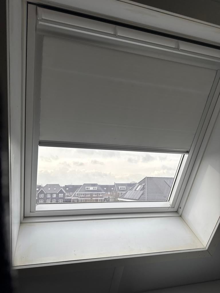 Verduisterend rolgordijn voor Velux dakraam 98x100cm, Huis en Inrichting, Ophalen, Gebruikt, 100 tot 150 cm, 50 tot 100 cm