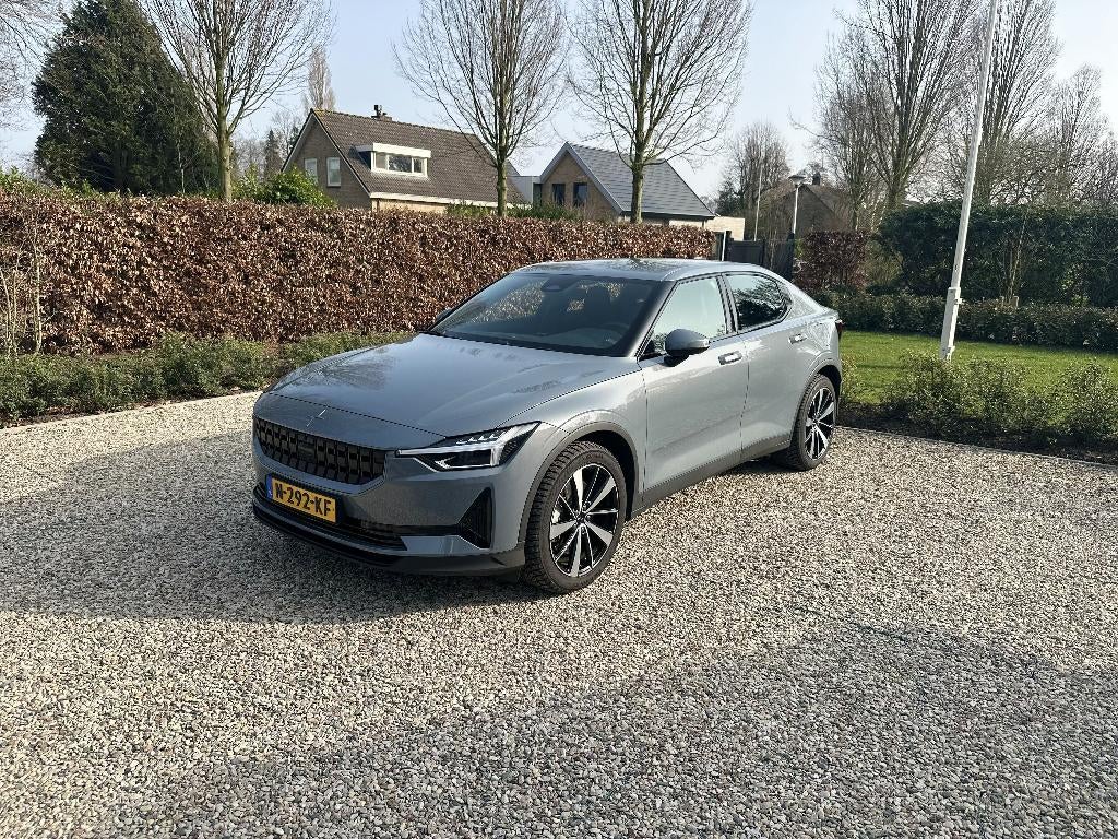 Polestar 2 | 94,2% SoH + onderhoud ✅ + nieuwe all-seasons, Polestar 2, Stof, Zwart, USB