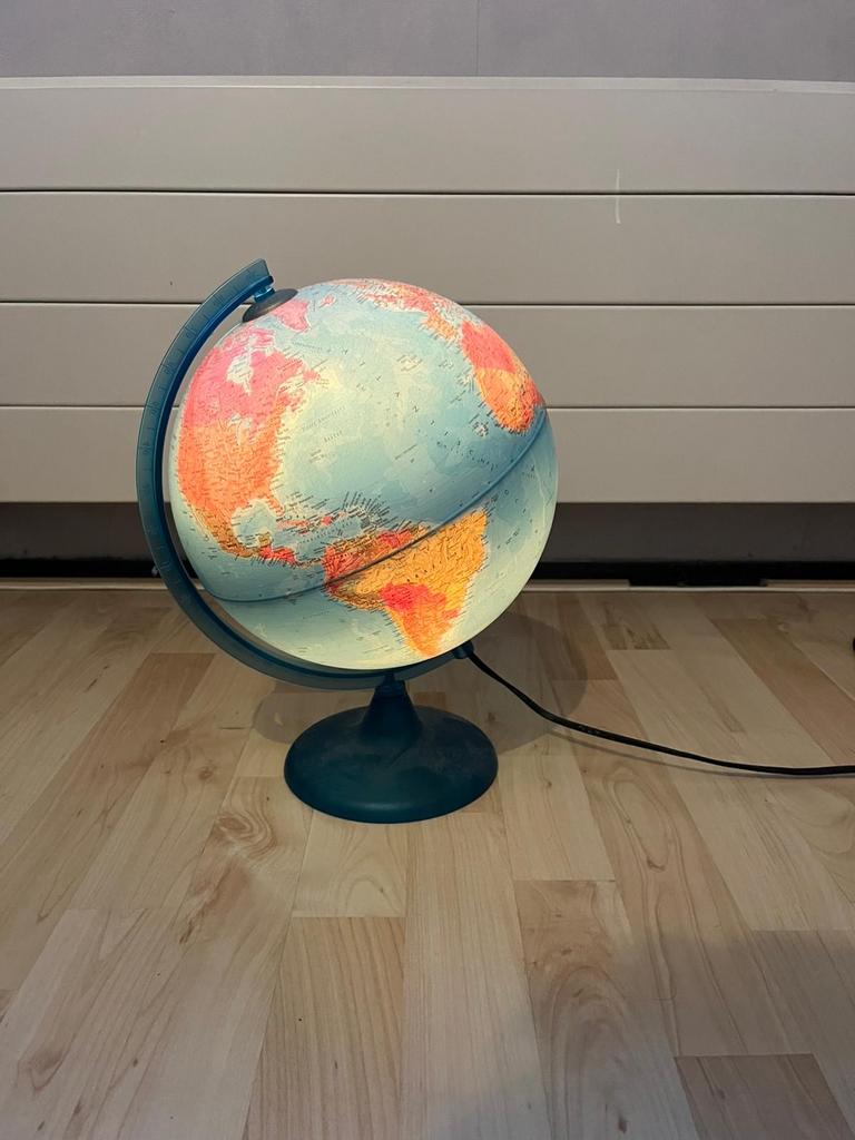 Wereldbol met lamp, Huis en Inrichting, Woonaccessoires | Wereldbollen, Ophalen, Verlicht, Gebruikt