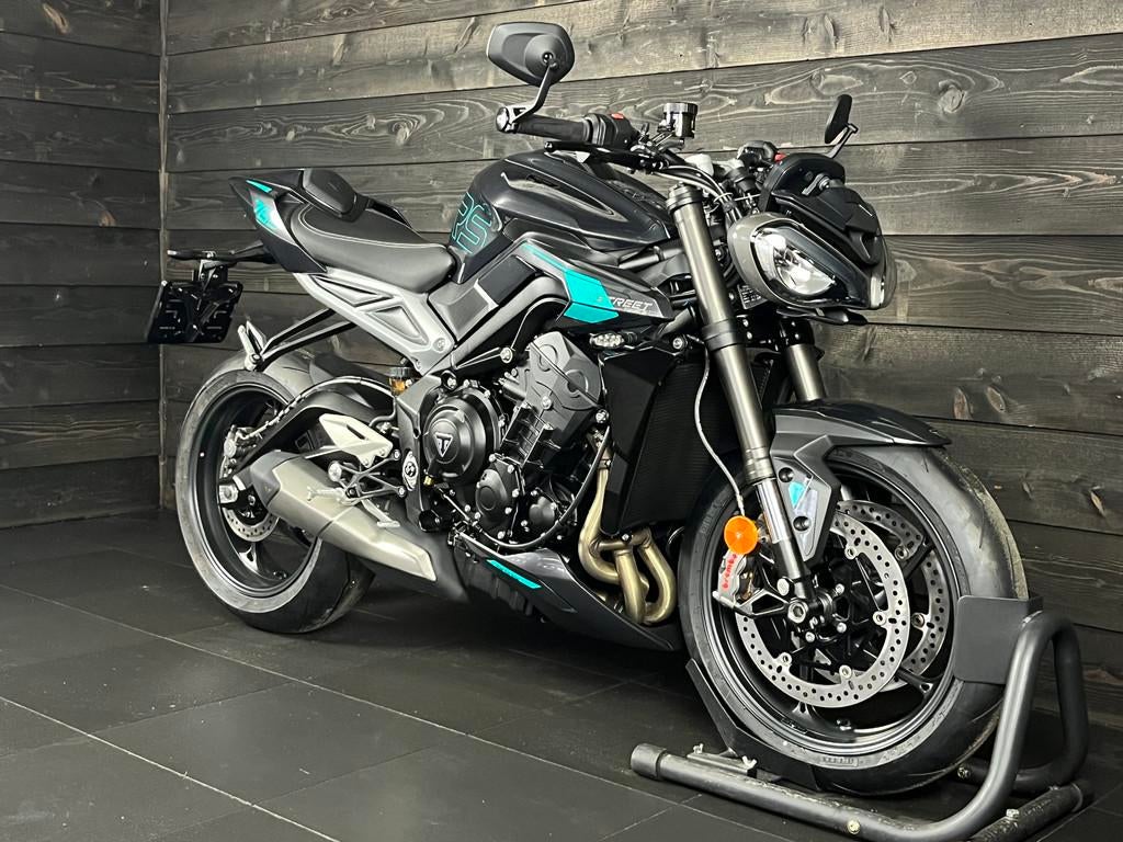 Triumph STREET TRIPLE 765 RS (bj 2026), Bedrijf, Sport, 765 cc, Meer dan 35 kW
