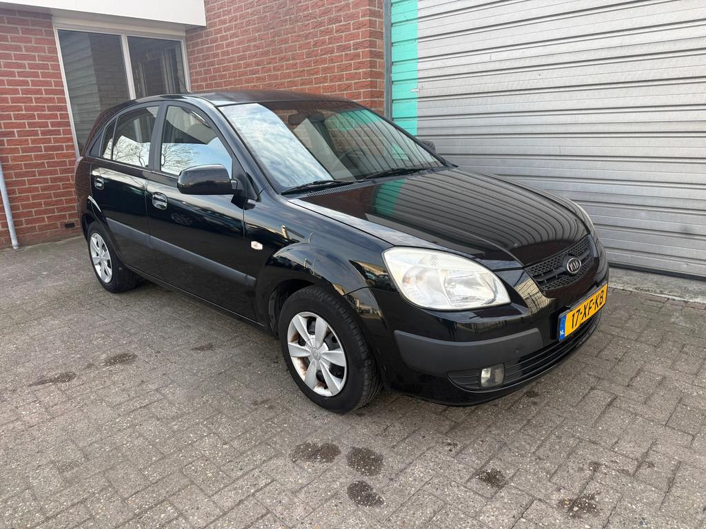 Kia Rio 1.4 X-tra Airco Bj:2007 NAP!, Voorwielaandrijving, Gebruikt, 4 cilinders, 1054 kg