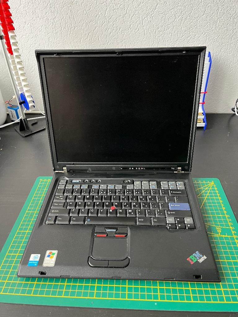 IBM Thinkpad T42, Computers en Software, Windows Laptops, Gebruikt, 14 inch, HDD, 2 tot 3 Ghz, Minder dan 4 GB, Qwerty, Ophalen