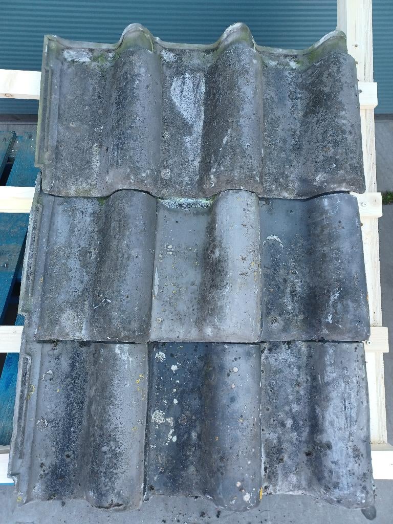 Dakpannen, groot Romaans, gesmoord, Ophalen, Gebruikt, 15 m² of meer, Dakpannen