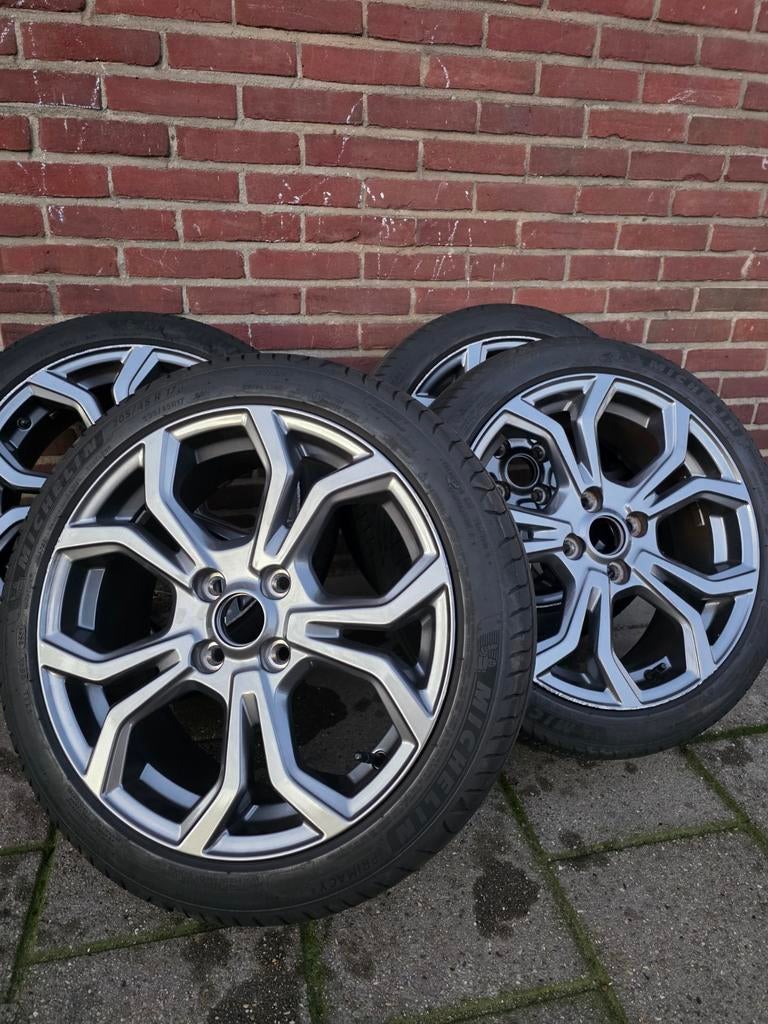 4x108 Origineel Ford Fiesta St 17 inch velgen + Zomerbanden, Auto-onderdelen, Banden en Velgen, Ophalen, Gebruikt, Velg(en), 17 inch