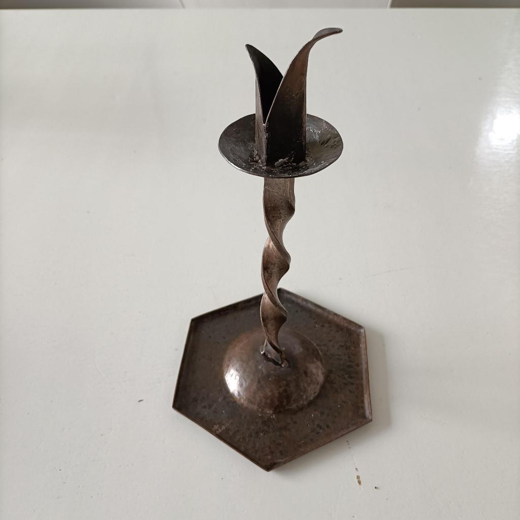 antieke kandelaar Amsterdamse School art deco jaren 20-30, Antiek en Kunst, Antiek | Kandelaars, Ophalen of Verzenden, Koper of Brons