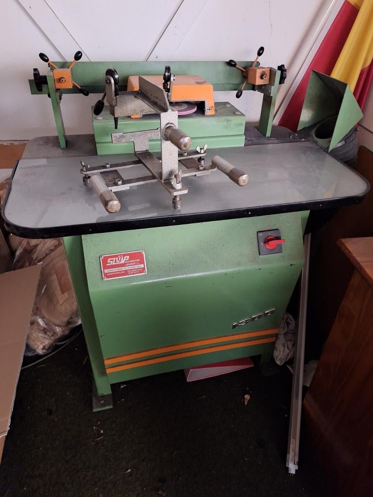 Schoenmakerij, Schaatsenslijpmachine van Slijp, Doe-het-zelf en Verbouw, Gereedschap | Zaagmachines, Ophalen, Gebruikt, 70 mm of meer