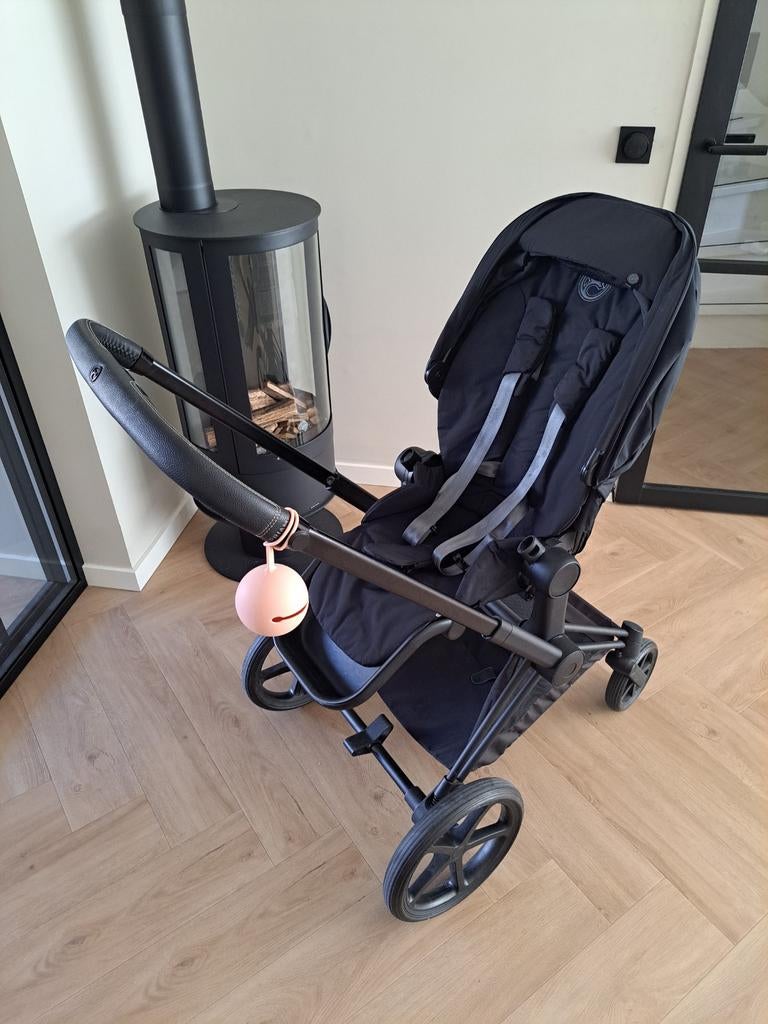 Cybex Priam 4, Kinderen en Baby's, Buggy's, Zo goed als nieuw, Overige merken, Regenhoes, Verstelbare rugleuning, Voetenzak, Zonnekap