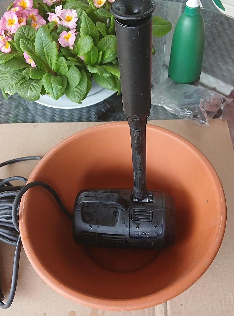 Hozelock vijverfontijntje, Ophalen, Gebruikt, Vijverpomp