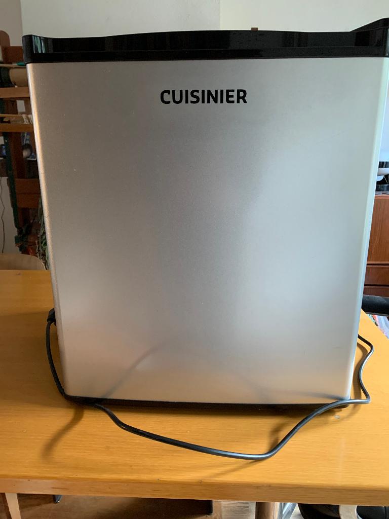 Camping koelkast Cuisinier, Witgoed en Apparatuur, Koelkasten en IJskasten, Ophalen, Minder dan 75 liter, Zonder vriesvak, Gebruikt