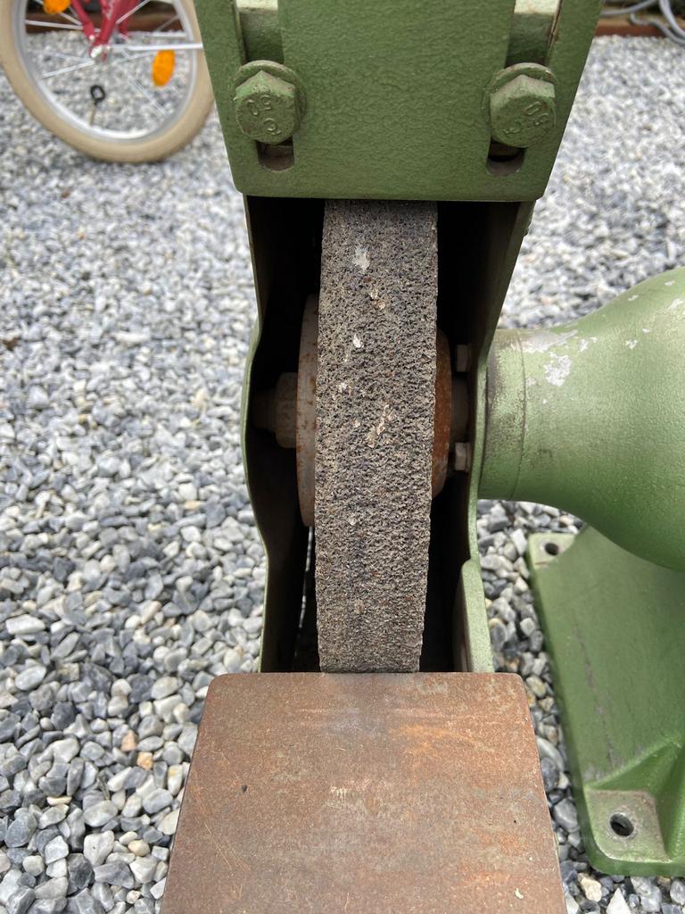 Robuuste Slijpmachine - Werkbankslijpmachine VSF300, Ophalen, Gebruikt, 1000 watt of meer, Werkbankslijpmachine