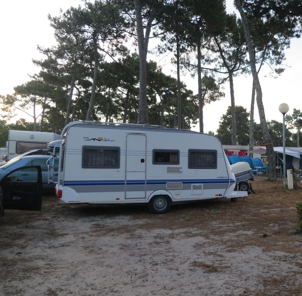 Caravan Hobby excellent, Vast bed, Hobby, 750 - 1000 kg, Particulier