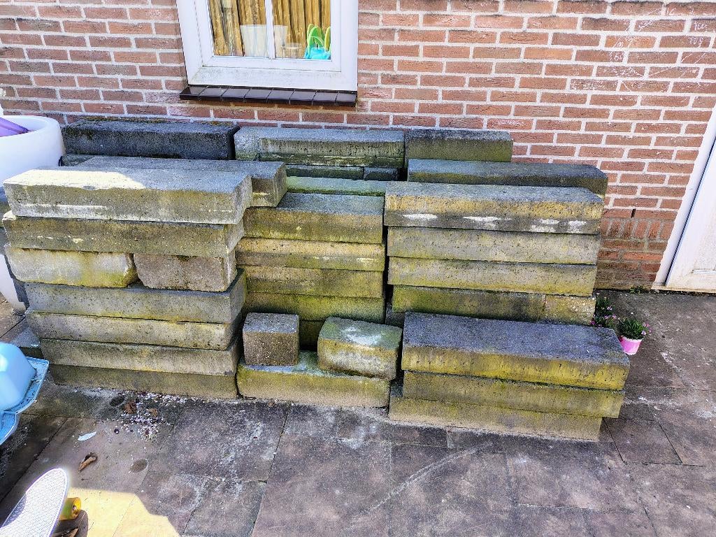 Grote partij robuuste Betonbielzen / Muurelementen, Tuin en Terras, Ophalen, Overige materialen, Gebruikt, Biels
