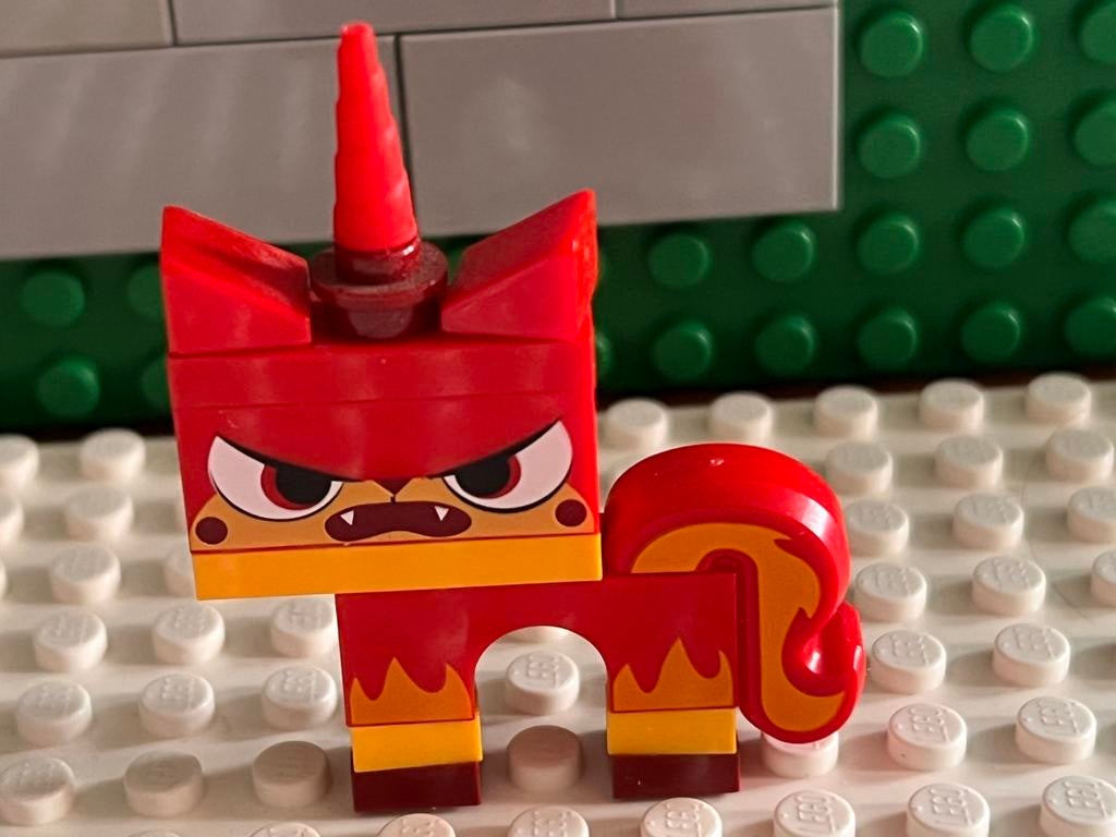 Lego minifiguur boze kitty, Ophalen of Verzenden, Zo goed als nieuw