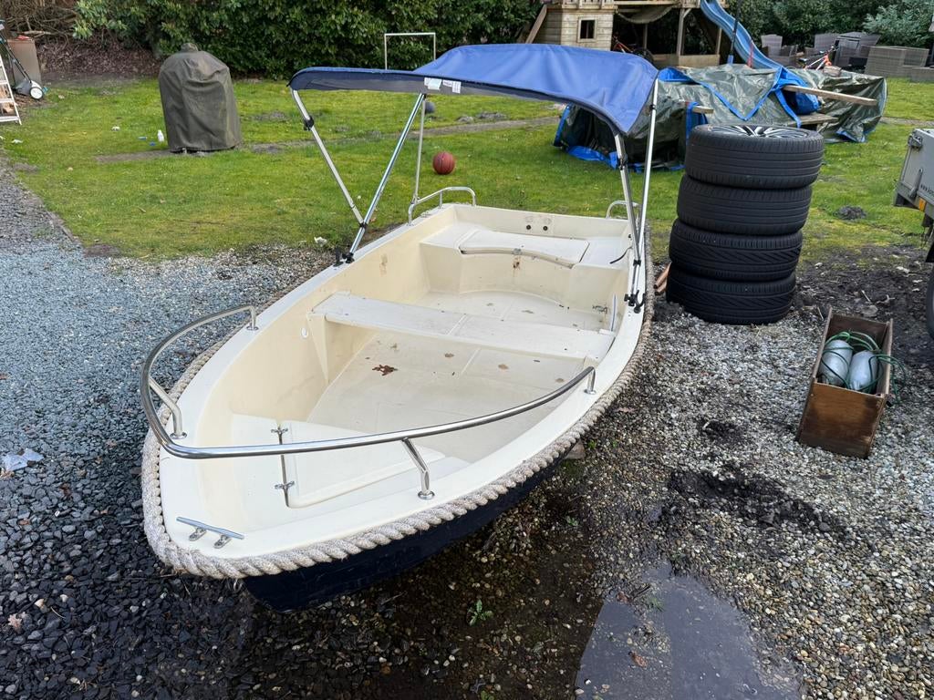 Polyester boot (sloep) zonder motor., Ophalen, Gebruikt, Tot 10 pk, 3 tot 6 meter