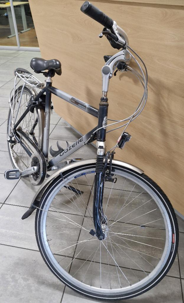 Gazelle Medeo "Track & Trail", Ophalen, 28 inch, Gebruikt, Vering