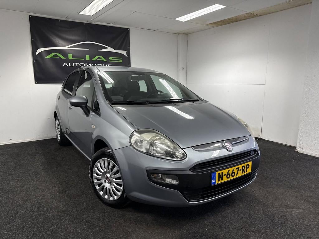 Fiat Punto Evo Fiat Punto Evo 1.4 Business - Airco - APK 202, Voorwielaandrijving, 4 cilinders, 400 kg, Bedrijf