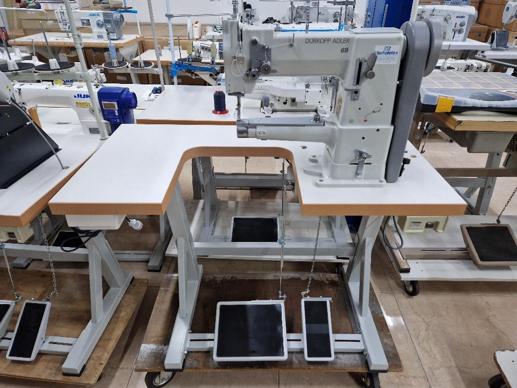 Dürkopp Adler 069 Industriële Naaimachine NIEUW, Hobby en Vrije tijd, Nieuw, Naaimachine, Industrieel, Ophalen