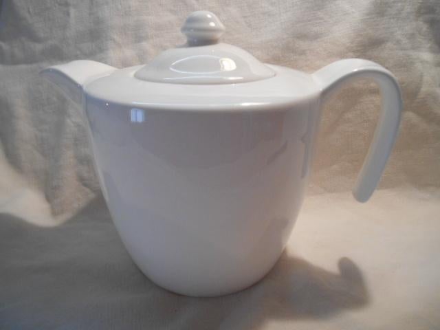 L' ABITARE Milano echt porseleinen design theepot, Verzenden, Overige typen, Zo goed als nieuw, Overige stijlen