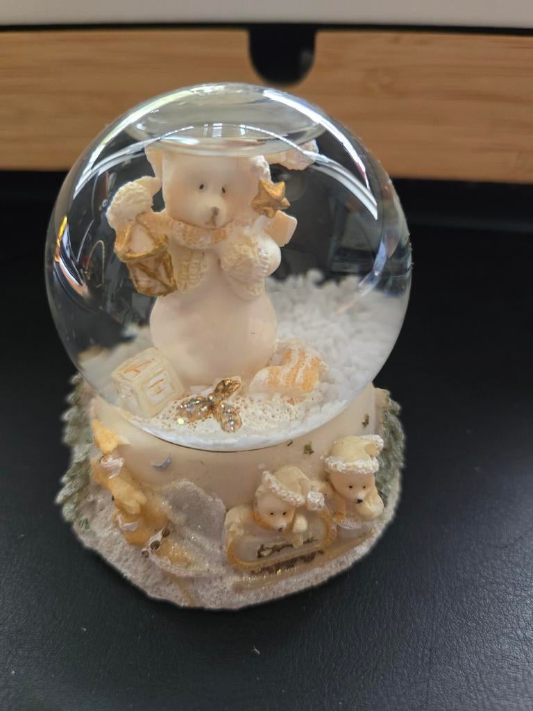 Sneeuwbol met beertje er in, Ophalen of Verzenden, Zo goed als nieuw