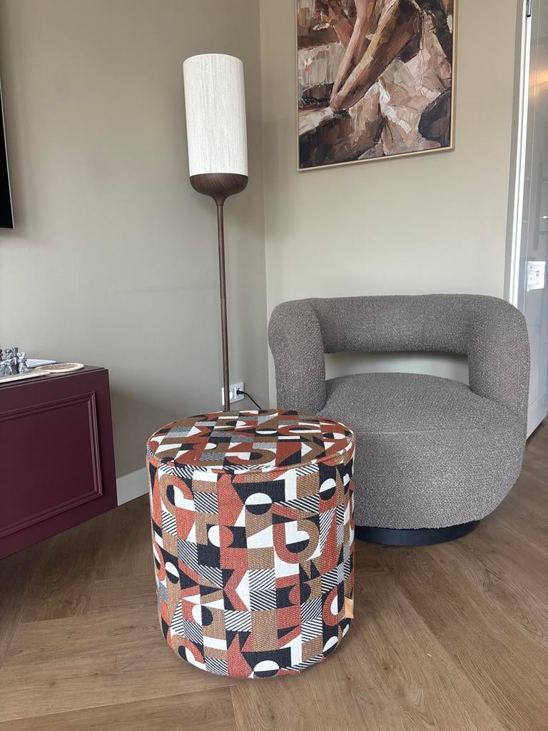 WOOOD poef met patroon, Minder dan 50 cm, Rond, Ophalen of Verzenden, Zo goed als nieuw