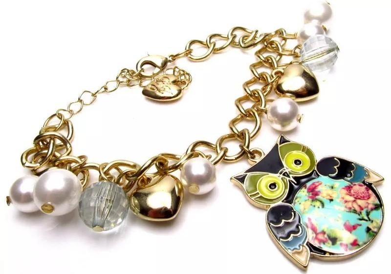 Geweldige armband van Betsey Johnson, Overige materialen, Verzenden, Zo goed als nieuw, Met bedels of kralen