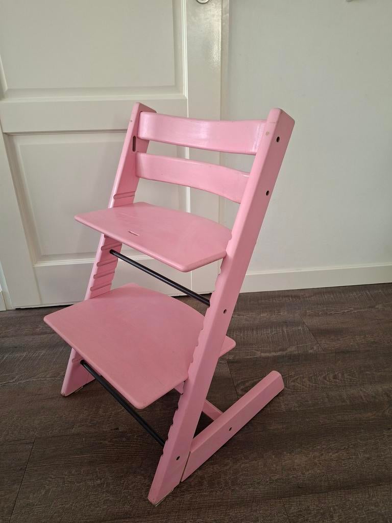 Stokke Tripp Trapp Roze Kinderstoel Meegroeistoel, Kinderen en Baby's, Kinderstoelen, Gebruikt, Meegroeistoel, Aanschuifbaar, Ophalen