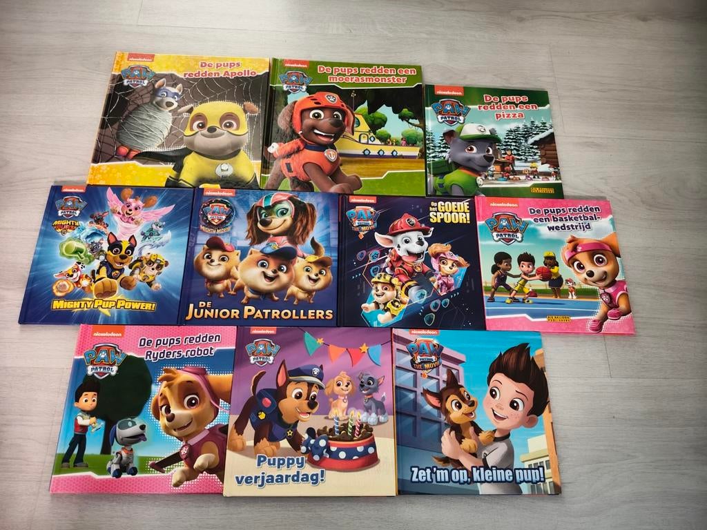 10 boeken van Paw patrol, Boeken, Ophalen of Verzenden, Zo goed als nieuw, Fictie algemeen