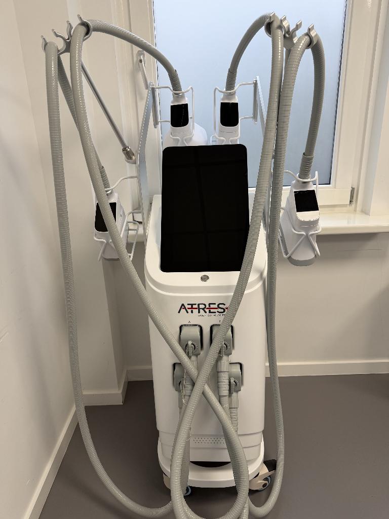 Professioneel Cryolipolyse Apparaat – Zo goed als nieuw, Koop, Praktijkruimte