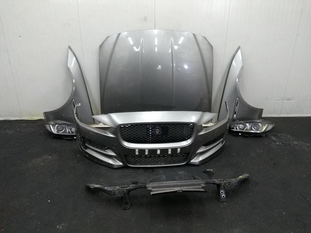 Jaguar XE  Voorkop compleet ( plaatwerk verlichting koelers, Auto-onderdelen, Carrosserie en Plaatwerk, Ophalen, Gebruikt, -, -