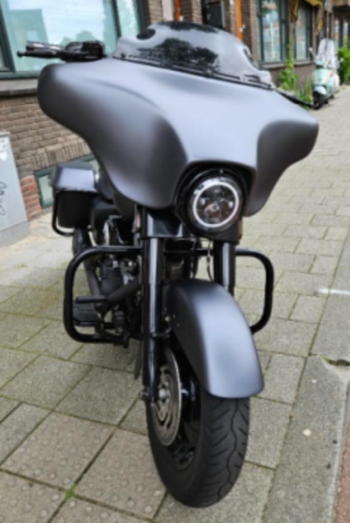 HD FLHT Electra Glide Custom – Street Glide Style – 2005, Motorrijbewijs A, Particulier, Overig, LED Verlichting