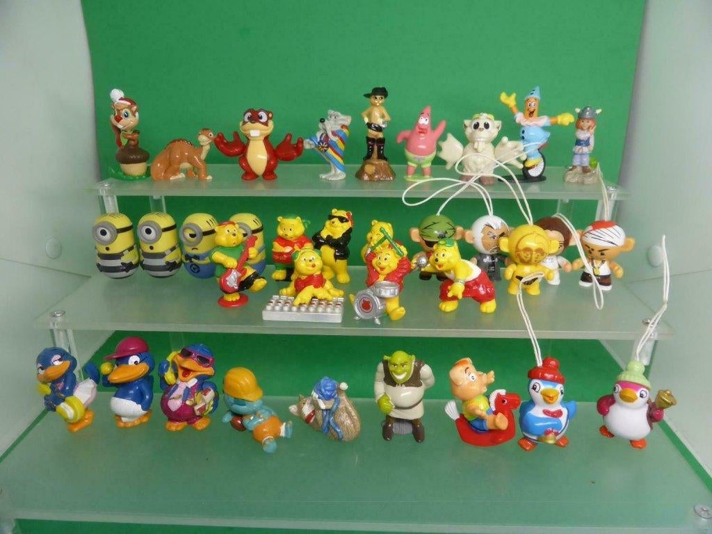 Mini Kunststoffiguren uit verrassing ei, minions, Pombeer, Ophalen of Verzenden, Gebruikt, Hardplasticfiguren