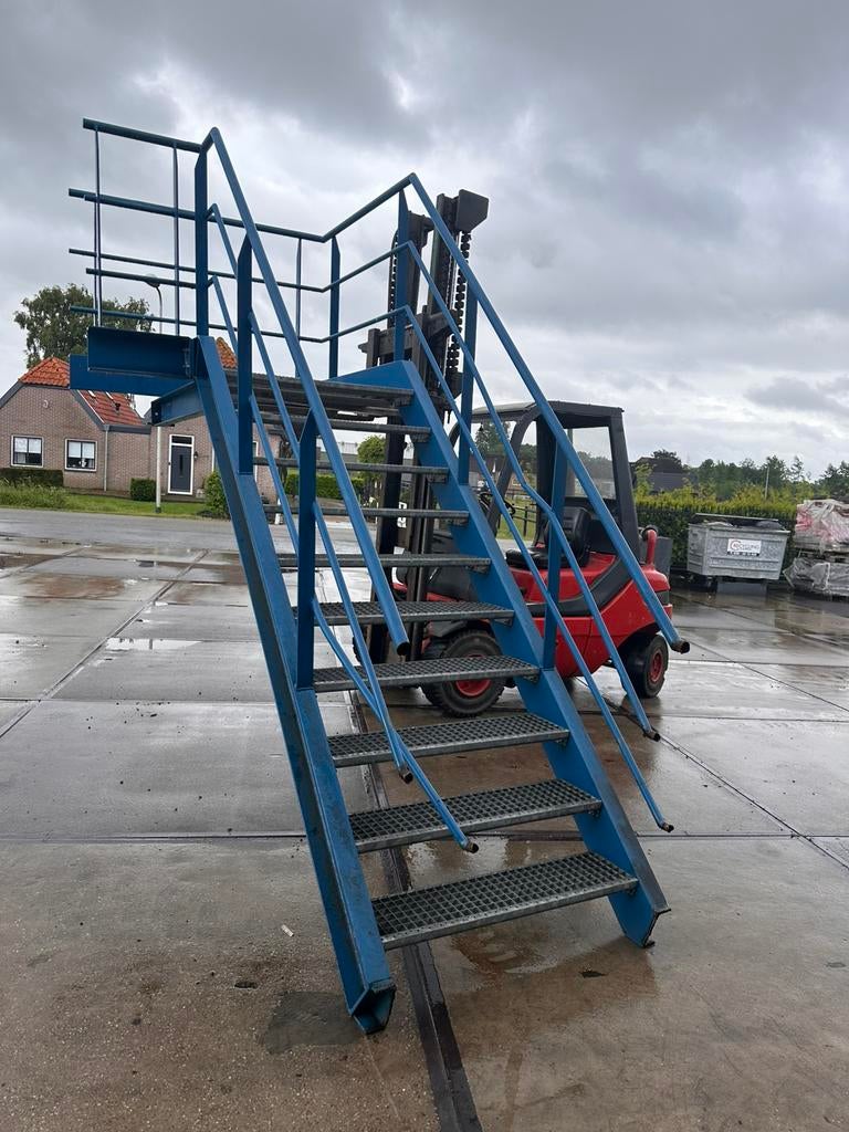 Stalen bordestrap steektrap wenteltrap trap trappen 20, Ophalen of Verzenden, 2 tot 4 meter