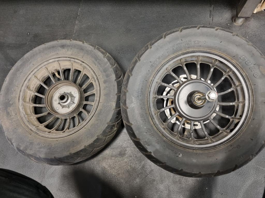 Velgen / wielen met banden la souris/gts/btc/agm/riva